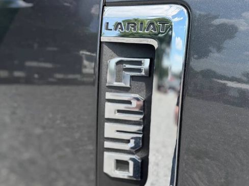 Used 2017 Ford F250 Lariat w/ Chrome Package AWD/4WD image 11