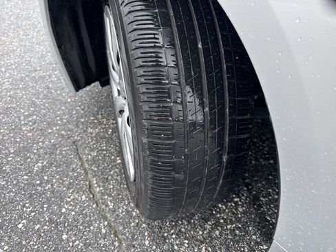 Used 2024 Toyota Corolla LE image 28