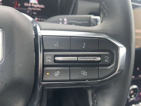 Used 2025 GMC Terrain Elevation image 20