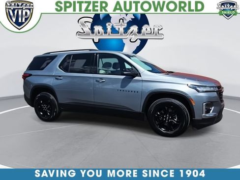 Used 2023 Chevrolet Traverse LS w/ Midnight/Sport Edition FWD image 9