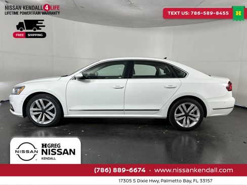 Used 2017 Volkswagen Passat 1.8T SEL Premium image 7
