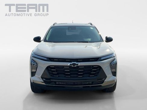 New 2026 Chevrolet Trax ACTIV w/ Sunroof Package image 2