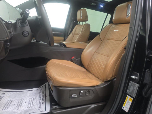 Used 2022 Cadillac Escalade ESV Sport w/ Touring Package AWD/4WD image 5