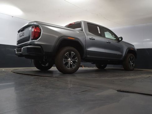 New 2025 GMC Canyon AT4 image 42