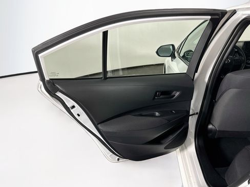 Used 2025 Toyota Corolla LE FWD image 25