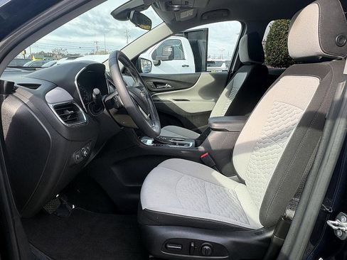 Used 2020 Chevrolet Equinox LT image 9