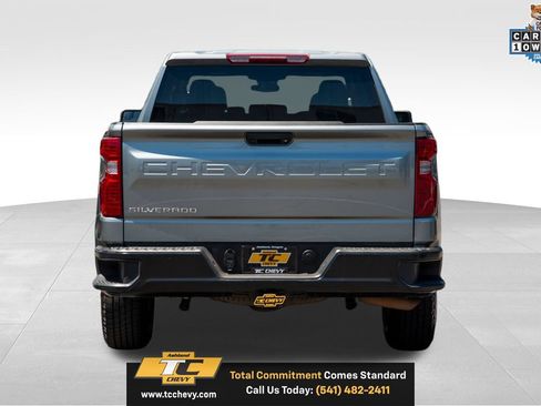 Used 2026 Chevrolet Silverado 1500 W/T w/ WT Value Package AWD/4WD image 4