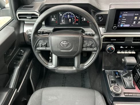 Used 2025 Toyota Tacoma SR5 image 14
