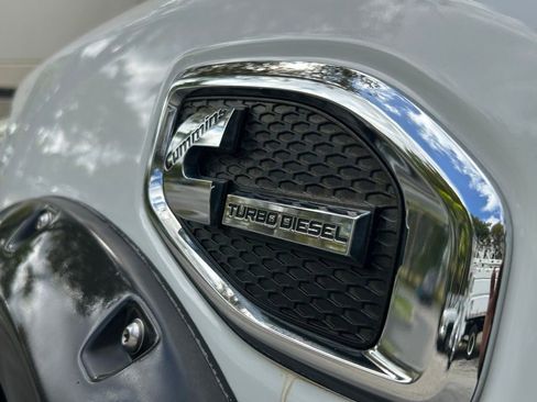 Used 2016 Nissan Titan S image 26