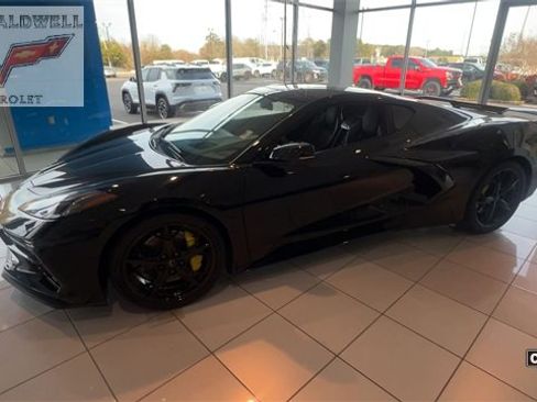 Certified 2020 Chevrolet Corvette Stingray Premium Cpe w/ 3LT Preferred Equipment Group image 5