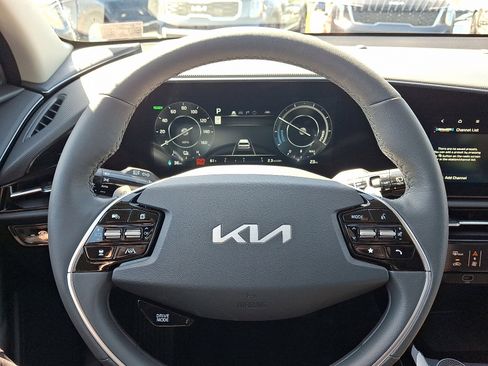 New 2025 Kia Niro Wind w/ Wind Preserve Package image 14