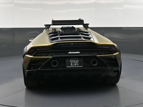 Used 2024 Lamborghini Huracan Sterrato AWD/4WD image 7