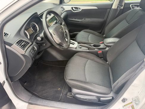Used 2015 Nissan Sentra SR FWD image 9