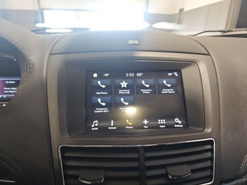 Used 2017 Lincoln MKT AWD w/ Technology Package image 14