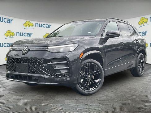 New 2026 Volkswagen Tiguan SE R-Line AWD/4WD image 4