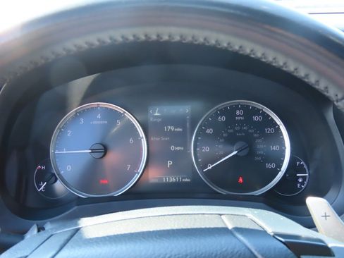 Used 2022 Lexus IS 300 w/ Premium Package image 28