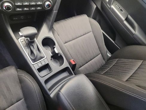 Used 2020 Kia Sportage LX image 26