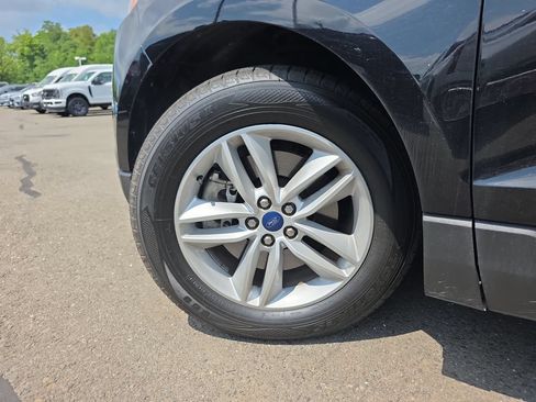 Used 2018 Ford Edge SEL w/ Equipment Group 201A AWD/4WD image 14