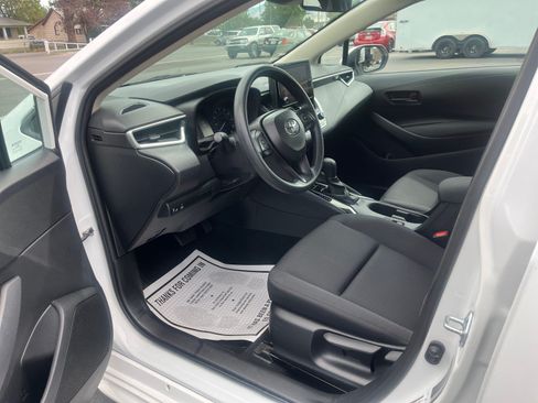 Used 2024 Toyota Corolla LE FWD image 10