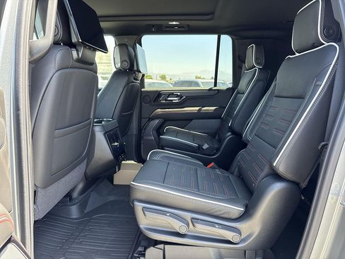 New 2026 GMC Yukon XL AT4 Ultimate w/ LPO, Floor Liner Package AWD/4WD image 24