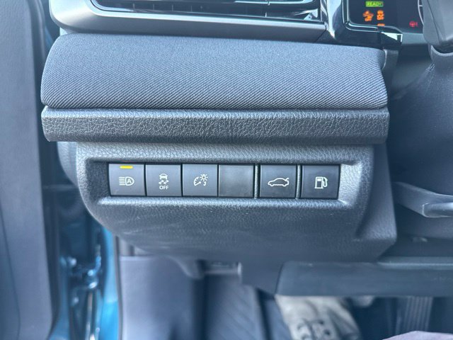 Used 2025 Toyota Camry LE FWD image 27
