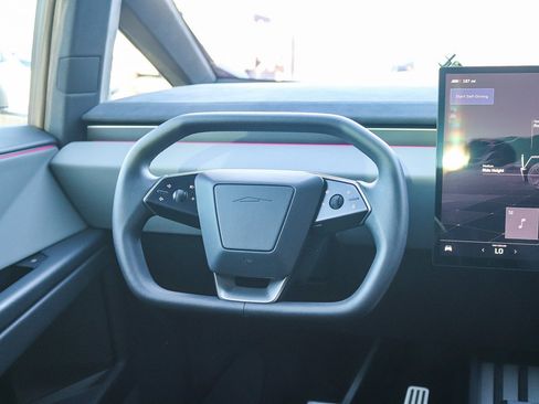 Used 2024 Tesla Cybertruck Cyberbeast AWD/4WD image 15