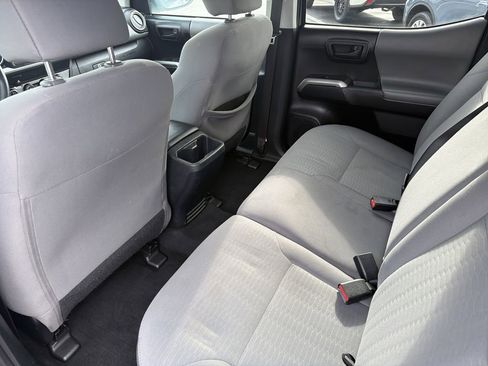 Used 2019 Toyota Tacoma SR5 image 15