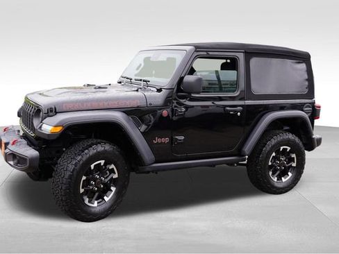 Used 2024 Jeep Wrangler Rubicon w/ Convenience Group AWD/4WD image 10