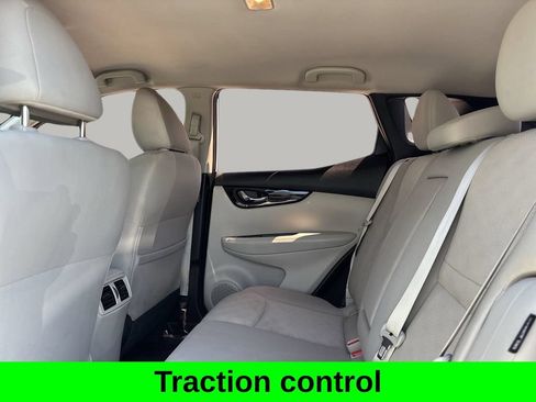 Used 2021 Nissan Rogue Sport SV FWD image 17