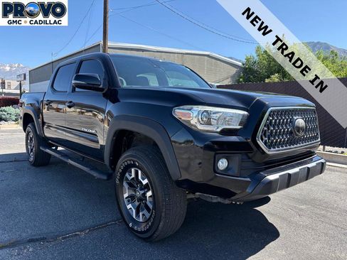 Used 2019 Toyota Tacoma TRD Off-Road AWD/4WD image 1