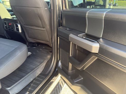 Used 2018 Ford F150 XLT w/ Equipment Group 302A Luxury image 23