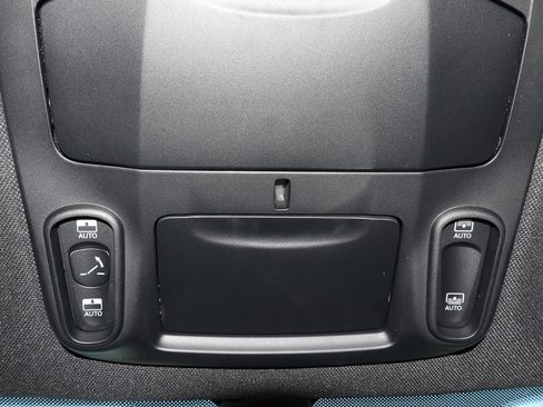 New 2026 Chrysler Pacifica Limited w/ S Appearance Package image 31