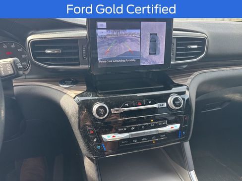 Used 2022 Ford Explorer Limited w/ Equipment Group 301A image 16