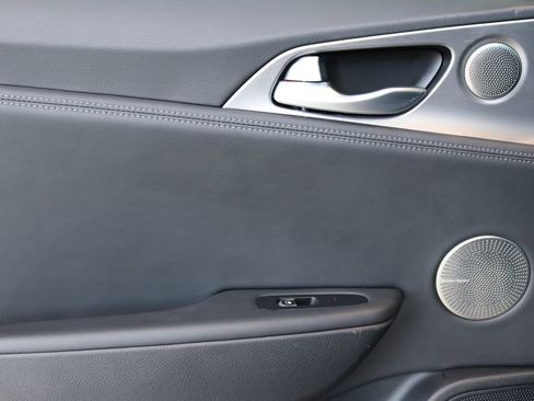 Used 2020 Kia Stinger GT1 image 23