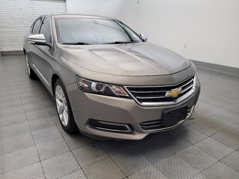 Used 2019 Chevrolet Impala Premier FWD image 13