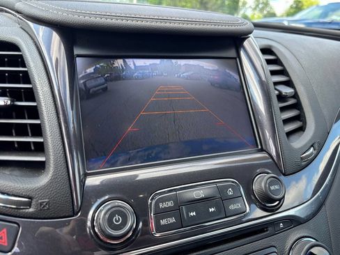 Used 2014 Chevrolet Impala LT w/ Convenience Package FWD image 25