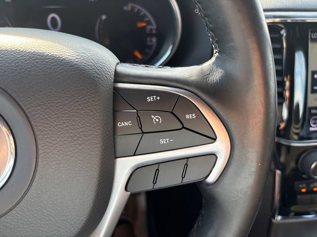 Used 2020 Jeep Grand Cherokee Altitude AWD/4WD image 12