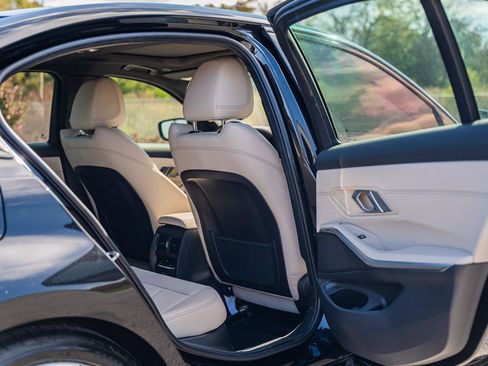 Used 2021 BMW M340i w/ Premium Package image 22