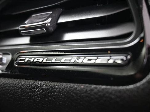 Used 2016 Dodge Challenger R/T Scat Pack w/ Sound Group II image 19