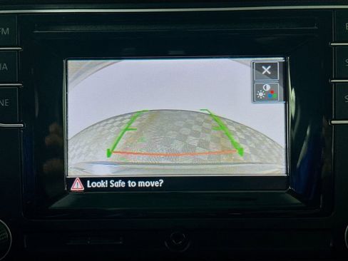 Used 2016 Volkswagen Passat 1.8T R-Line image 19