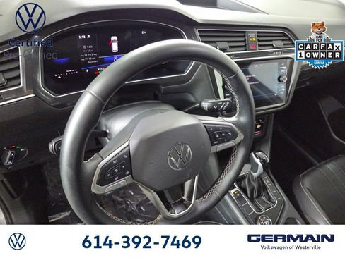 Certified 2024 Volkswagen Tiguan SE image 17