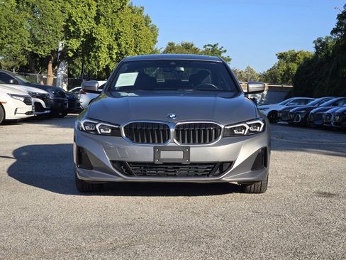 Used 2023 BMW 330e image 3
