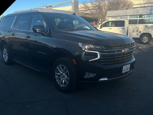 Certified 2024 Chevrolet Suburban LT image 38