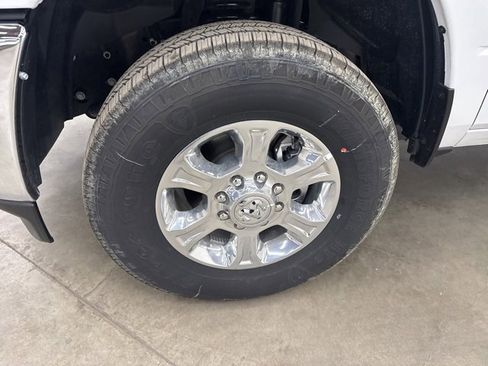 New 2025 RAM 2500 Big Horn image 4