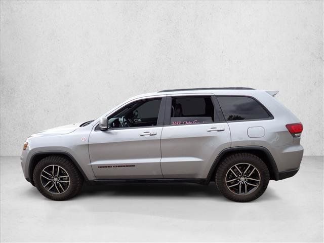 Used 2018 Jeep Grand Cherokee Trailhawk AWD/4WD image 2