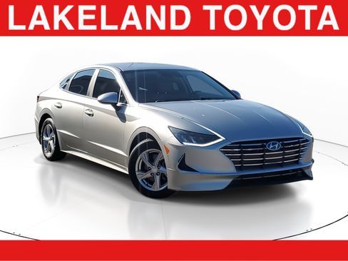 Used 2022 Hyundai Sonata SE image 1