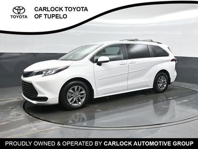 Used 2022 Toyota Sienna LE