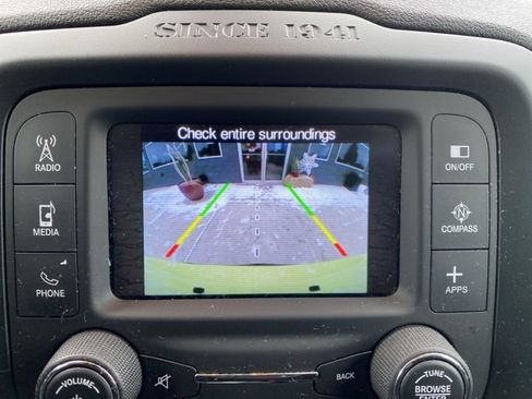 Certified 2017 Jeep Renegade Latitude w/ Cold Weather Group image 23