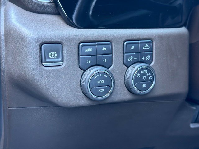 Used 2024 Chevrolet Silverado 2500 LTZ w/ LTZ Convenience Package AWD/4WD image 24
