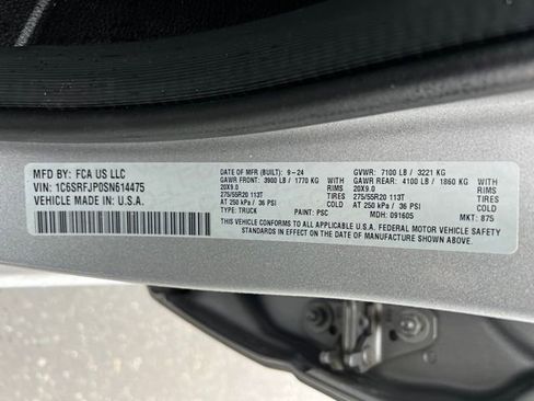 Used 2025 RAM 1500 Laramie image 20